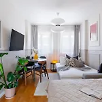 Turnkey I Vineyard Terrace براغ